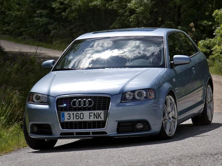  Audi A3 1.8T S-Line (8P) 2005 года  (фото 5 из 9)